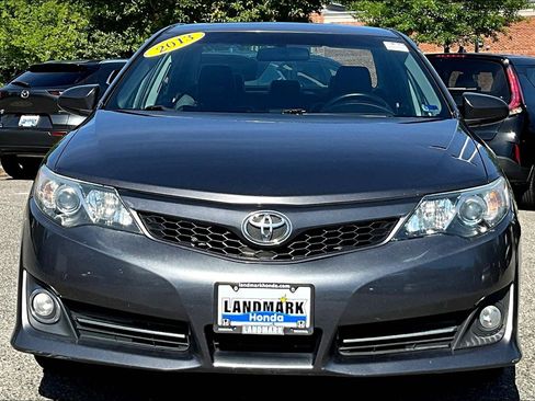 Used 2013 Toyota Camry SE FWD image 3