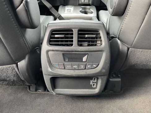 Used 2022 Honda Pilot Special Edition image 16