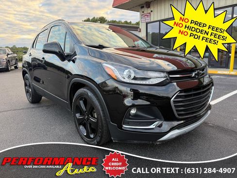 Used 2018 Chevrolet Trax Premier w/ Midnight Edition image 1
