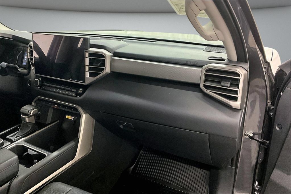 Used 2023 Toyota Tundra Limited AWD/4WD image 27