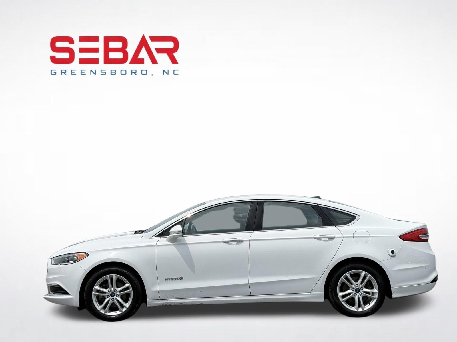 Used 2018 Ford Fusion SE w/ Equipment Group 602A FWD image 9