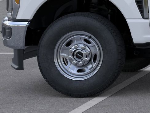 New 2026 Ford F250 XL AWD/4WD image 19