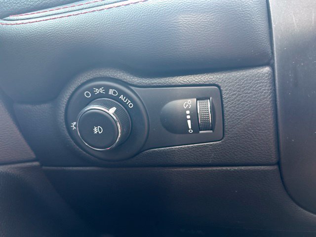Used 2023 Dodge Durango R/T RWD image 17