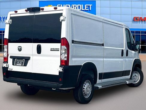 Used 2025 RAM ProMaster 2500 w/ U-Haul Equipment Group FWD image 5