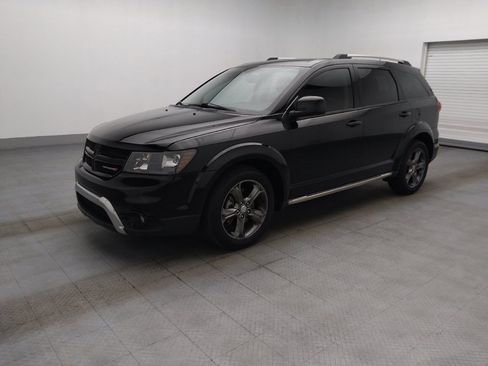 Used 2014 Dodge Journey Crossroad w/ Flexible Seating Group FWD image 2
