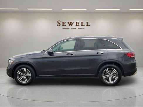 Used 2020 Mercedes-Benz GLC 300 4MATIC image 2