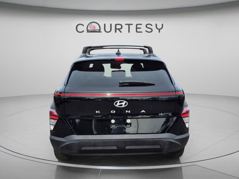 Certified 2024 Hyundai Kona SEL FWD image 4