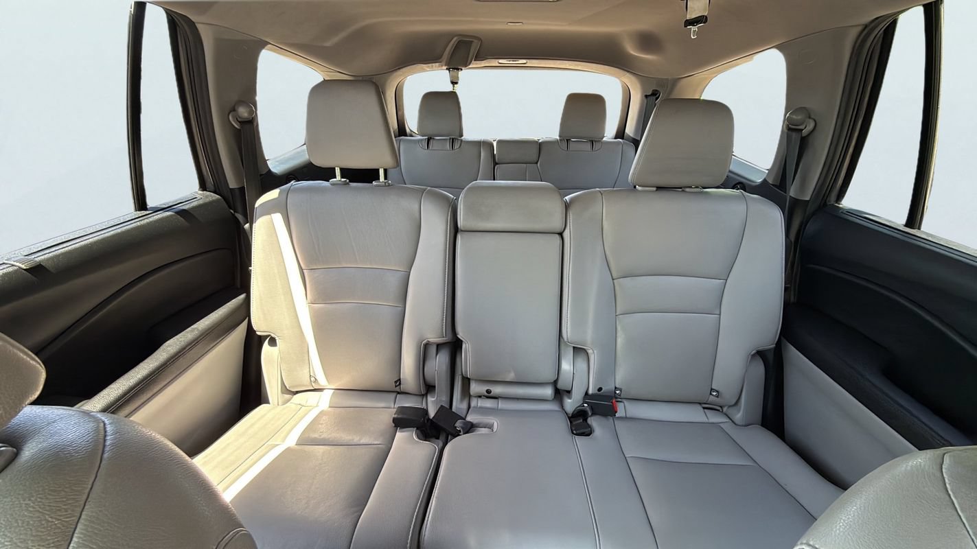 Used 2021 Honda Pilot Touring image 11