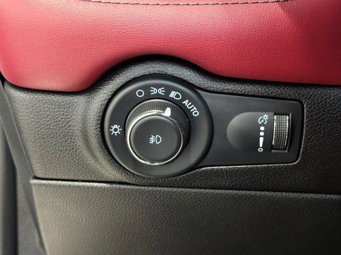 Used 2022 Dodge Durango R/T w/ Blacktop Package image 47