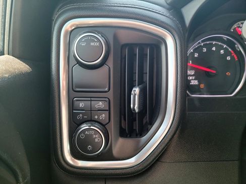 Used 2020 Chevrolet Silverado 1500 RST w/ RST Value Package image 12