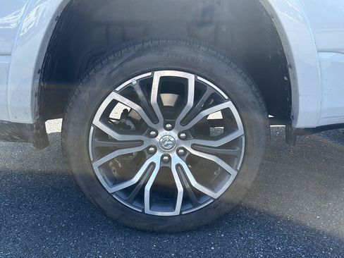Used 2025 RAM 1500 Tungsten w/ Towing Technology Group AWD/4WD image 11
