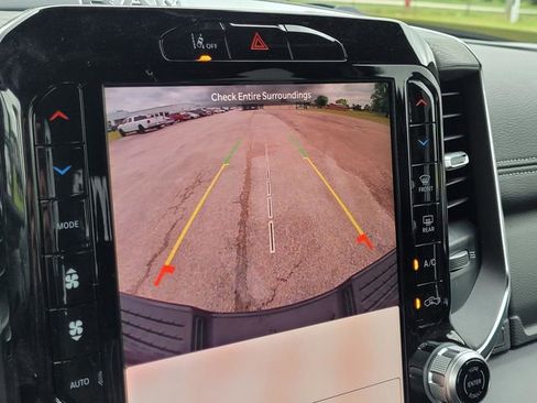 New 2026 RAM 2500 Laramie w/ Night Edition AWD/4WD image 17