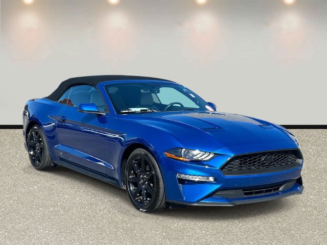 Certified 2018 Ford Mustang Premium w/ Black Accent Package RWD image 3