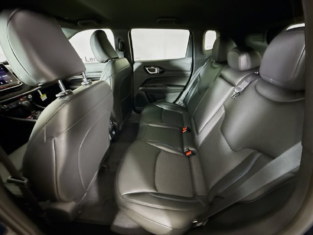New 2026 Jeep Compass Latitude AWD/4WD image 22