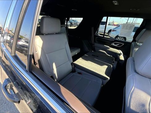 Used 2023 Chevrolet Tahoe LT AWD/4WD image 30