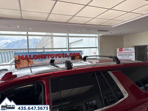 Used 2024 Chevrolet Tahoe Premier w/ Premium Package AWD/4WD image 9