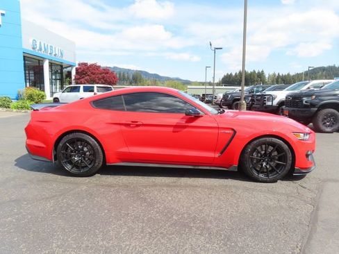 Used 2017 Ford Mustang Shelby GT350 w/ Electronics Package RWD image 9