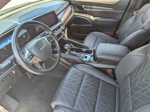 Certified 2025 Kia Telluride SX X-Line AWD/4WD image 16