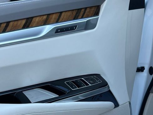 Certified 2025 Cadillac Escalade Sport Platinum AWD/4WD image 11