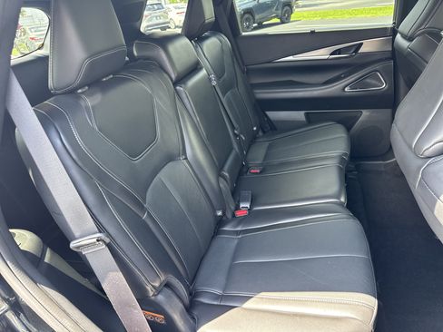 Used 2025 INFINITI QX60 Luxe w/ Black Edition FWD image 33