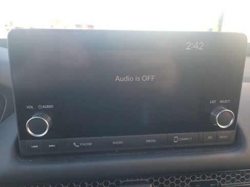 Certified 2025 Honda HR-V Sport image 13