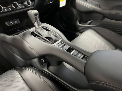 New 2026 Honda HR-V EX-L image 18