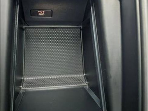 Used 2023 BMW X5 xDrive45e w/ Executive Package image 18