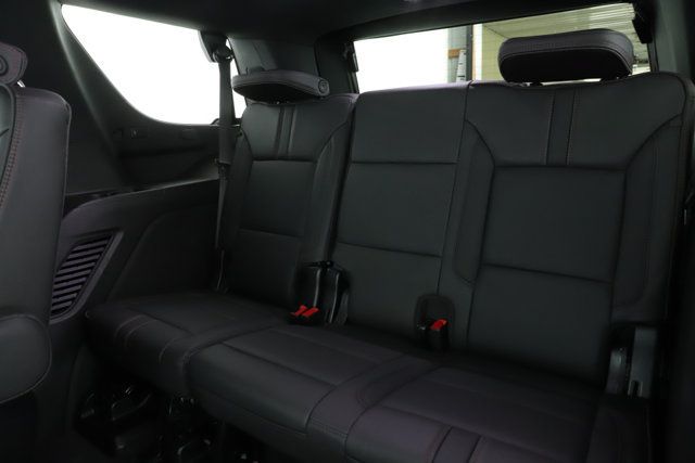 Used 2025 Chevrolet Tahoe RST w/ Comfort Package AWD/4WD image 31