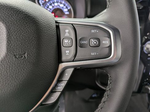 Used 2025 RAM 2500 Big Horn image 17