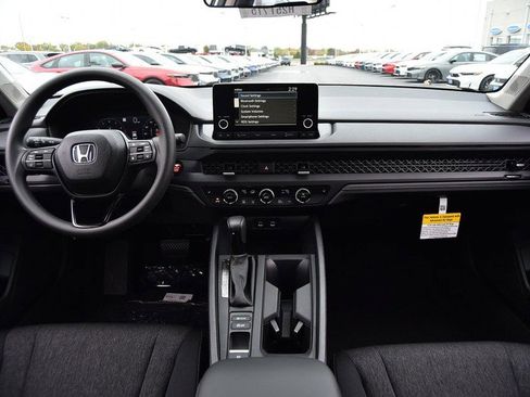 New 2025 Honda Accord SE image 7