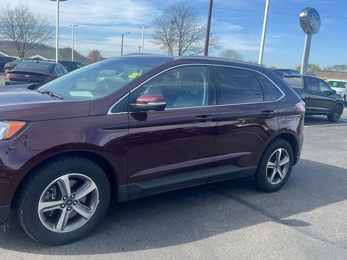 Used 2019 Ford Edge SEL w/ Equipment Group 201A image 11