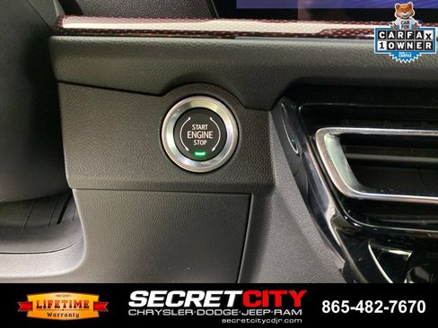 Used 2026 Chevrolet Traverse Z71 AWD/4WD image 16