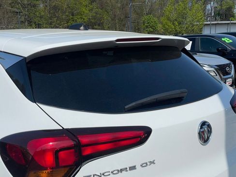 Used 2023 Buick Encore GX Preferred w/ Cold Weather Comfort Package AWD/4WD image 31