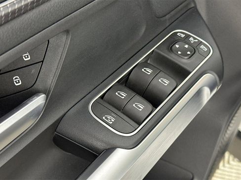Certified 2023 Mercedes-Benz EQB 300 4MATIC image 12