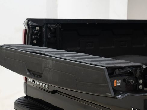 Used 2022 Chevrolet Silverado 2500 High Country w/ Technology Package image 56