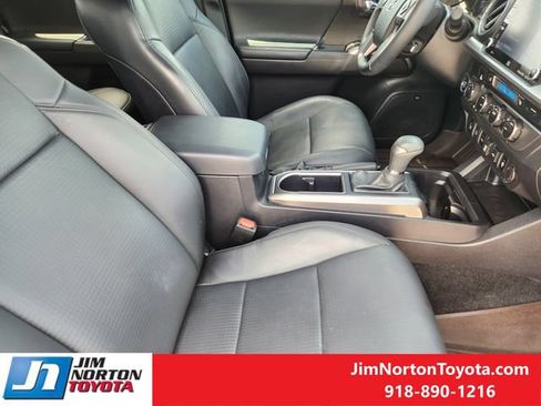 Used 2023 Toyota Tacoma Limited w/ Nightshade Package AWD/4WD image 15