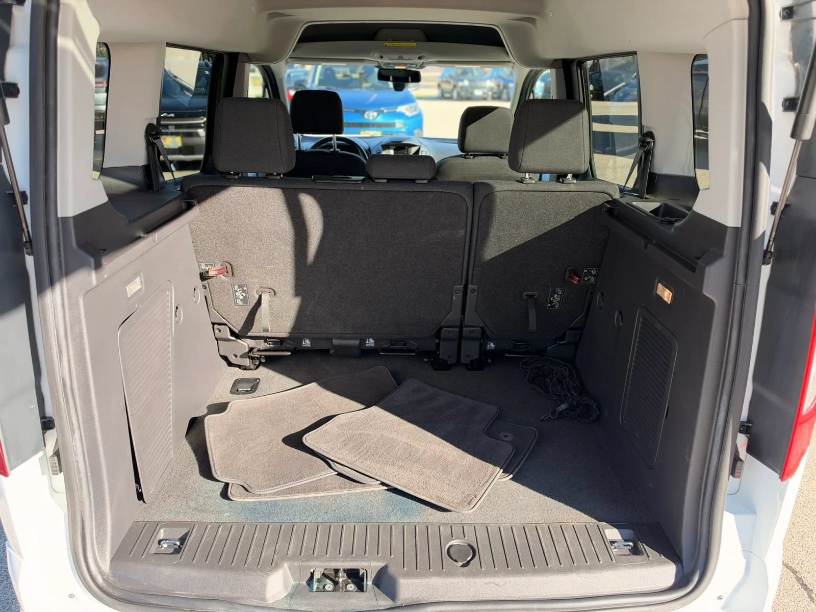 Used 2017 Ford Transit Connect XLT FWD image 25