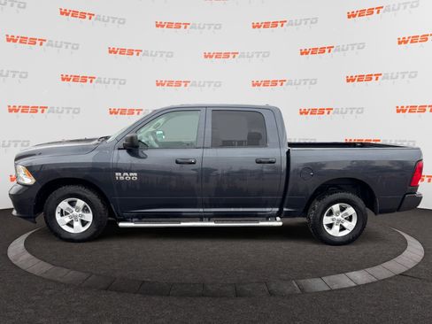 Used 2017 RAM 1500 Express image 2