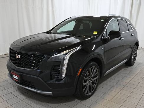 Used 2020 Cadillac XT4 Premium Luxury w/ LPO, Midnight Sport Package AWD/4WD image 17