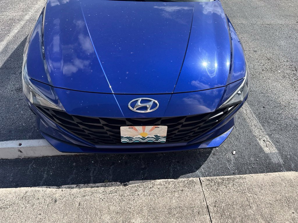 Certified 2023 Hyundai Elantra SEL FWD image 3
