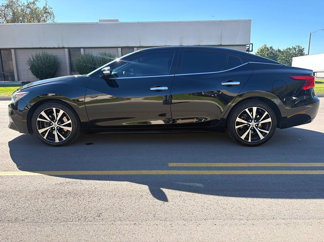 Used 2017 Nissan Maxima 3.5 SV FWD image 2