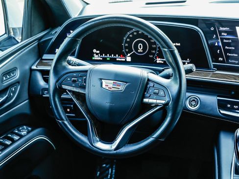 Used 2021 Cadillac Escalade ESV Premium Luxury Platinum image 13