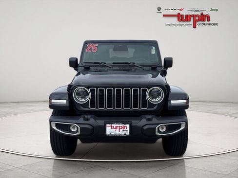 Used 2025 Jeep Wrangler Sahara 4xe AWD/4WD image 8
