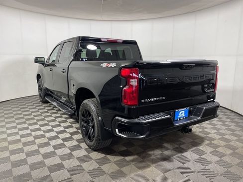 Used 2023 Chevrolet Silverado 1500 Custom image 5