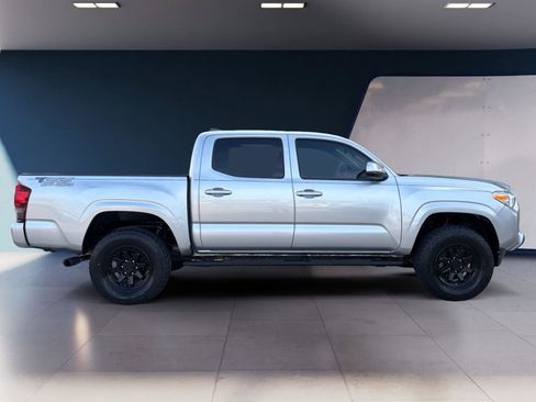Used 2023 Toyota Tacoma SR AWD/4WD image 6