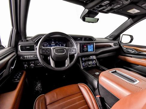 Used 2023 GMC Yukon Denali Ultimate image 29