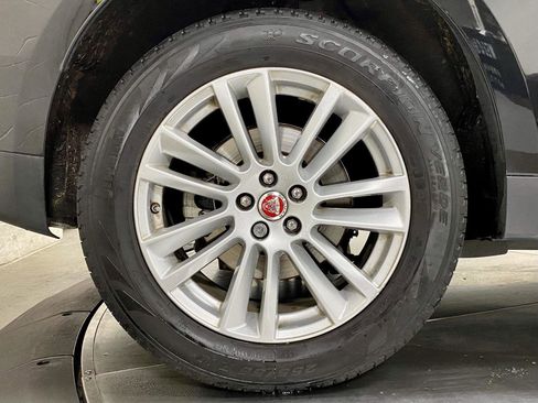 Used 2018 Jaguar F-PACE Prestige AWD/4WD image 11