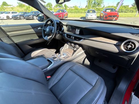 Used 2022 Alfa Romeo Stelvio Ti w/ Active Assist Plus Package AWD/4WD image 28