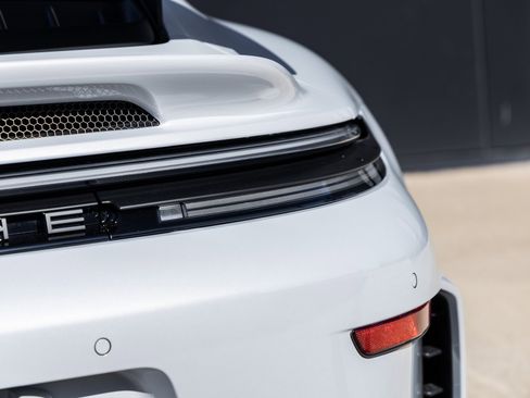 Used 2026 Porsche 911 GT3 image 17