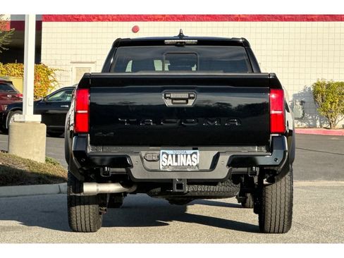 New 2026 Toyota Tacoma TRD Off-Road image 5